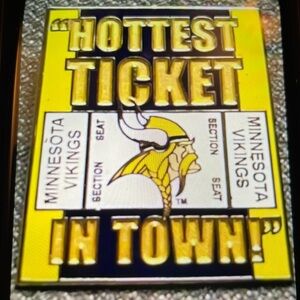 Vintage Minnesota Vikings Pin 2005.
